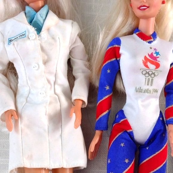 2 Vintage Barbie dolls - Picture 2 of 6